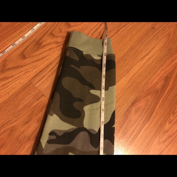 CHAMPION~camo men’s small sweatshirt - Picture 5 of 8
